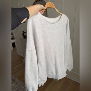Aritzia Tna Cozy Gray Sweatshirt